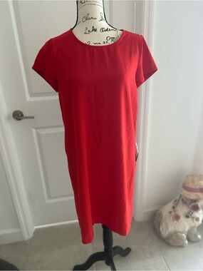 NWT Classic Red Crewneck Short-Sleeve Dress